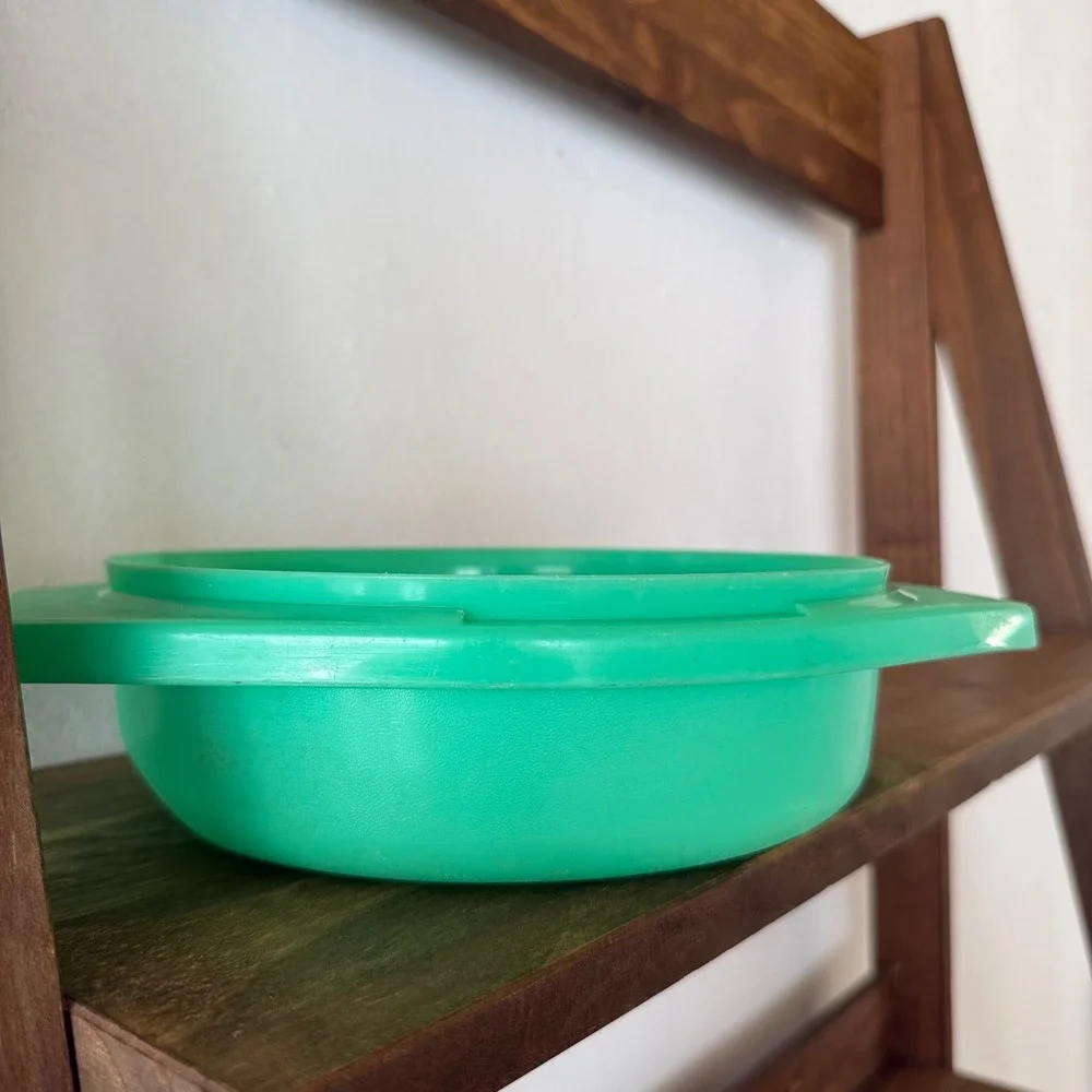 Vintage Tupperware Jadeite Green Serving Bowl Handles 786-7 Made in USA